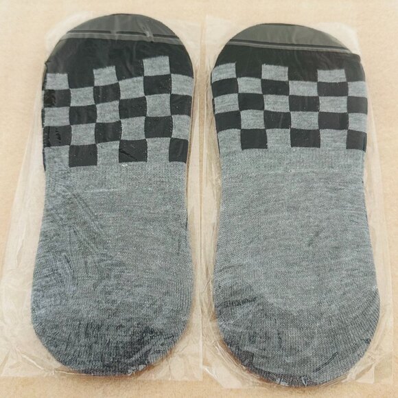 🧦 New 🧦 2 Pairs Unisex Basic Checks No Show Liners - 2 Pack, Gray/Black - Picture 2 of 2